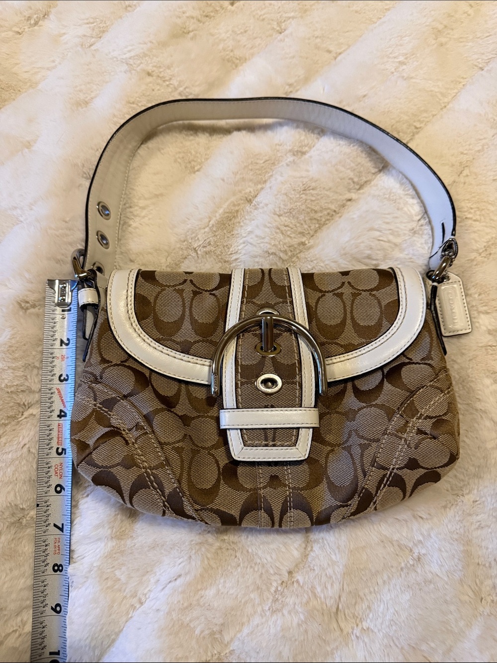 Coach Soho Signature Jacquard Flap Buckled Brown Shoulder Bag 2006 - Picture 11 of 12